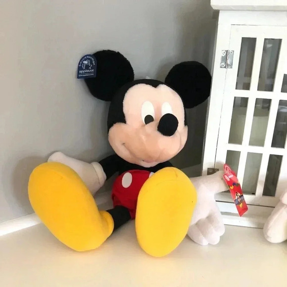 Vintage Plush Minnie & Mickey Mouse - Picture 2 of 12